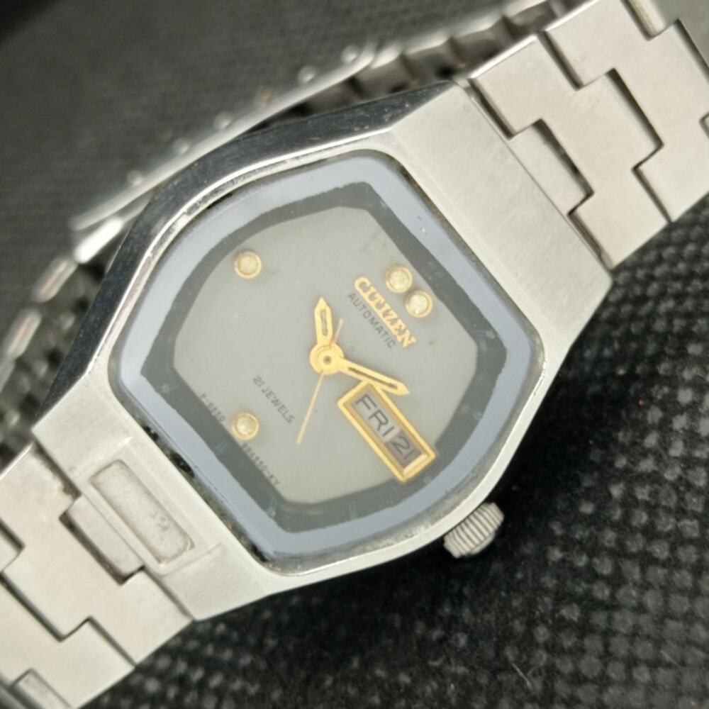 Vintage 1984 Citizen Automatic Womans Silver Watch W/daydate & Gold accents